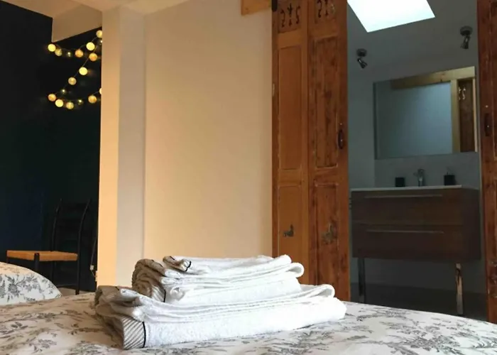 Maison Calme Au Coeur Des Vignes * Sainte-Colombe (Gironde)